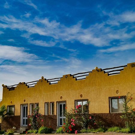 Hotel Equinox Tantan Zewnętrze zdjęcie