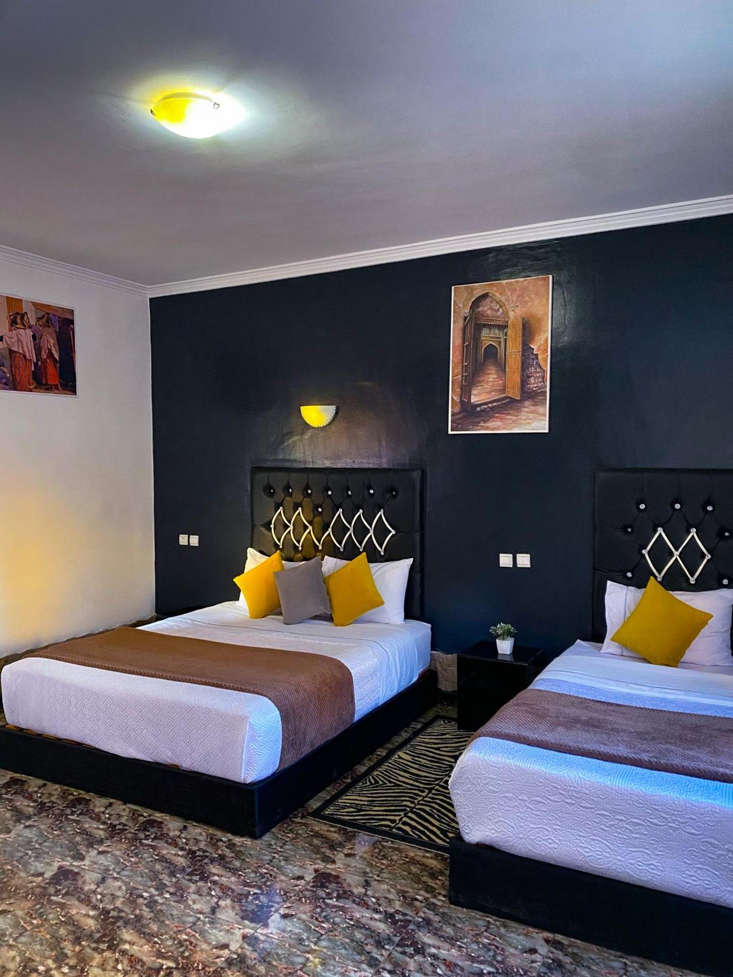 Hotel Equinox Tantan Zewnętrze zdjęcie