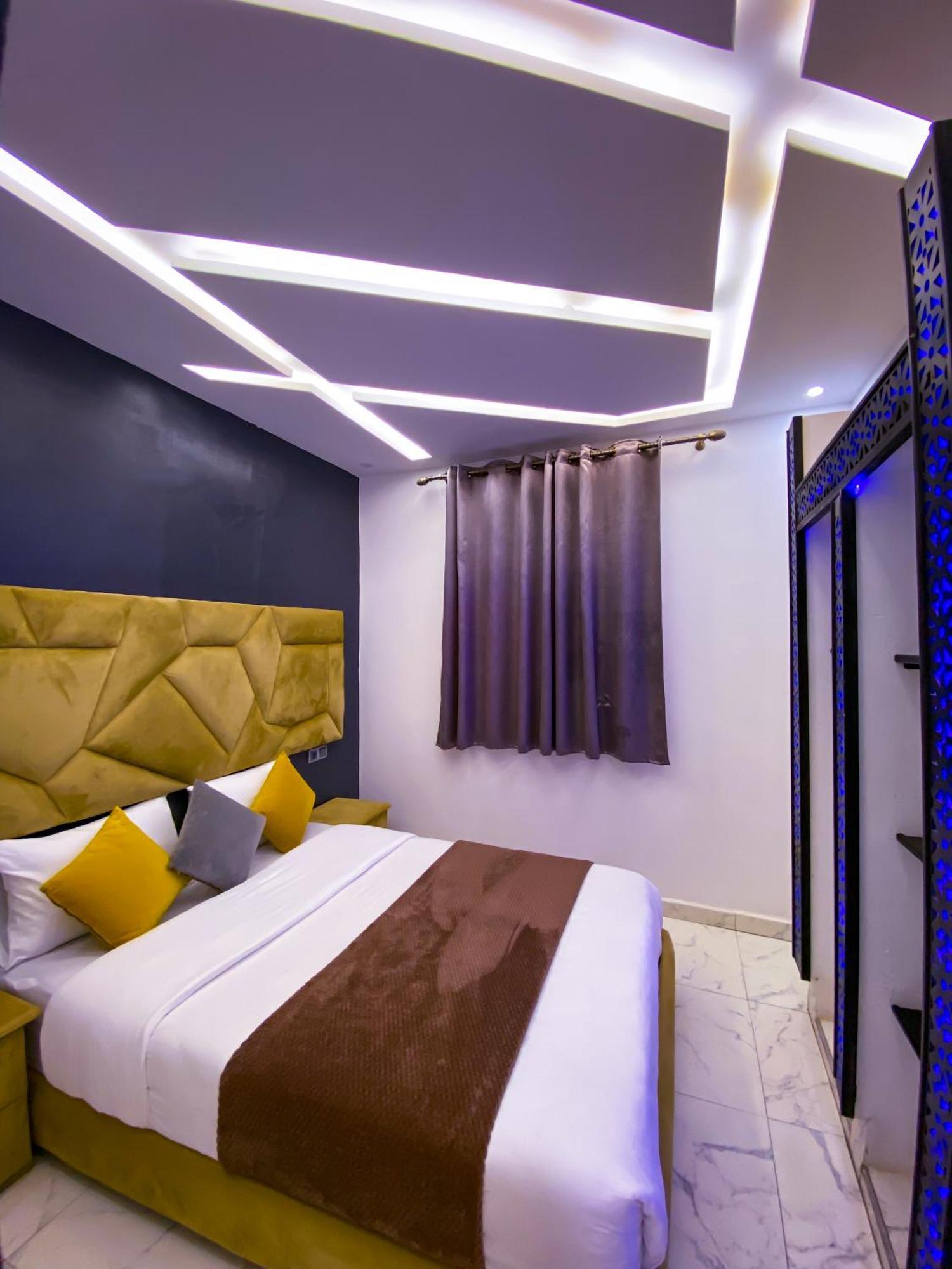 Hotel Equinox Tantan Zewnętrze zdjęcie
