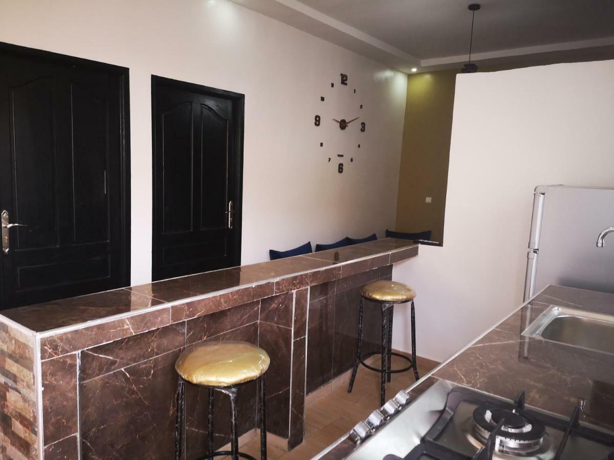 Hotel Equinox Tantan Zewnętrze zdjęcie
